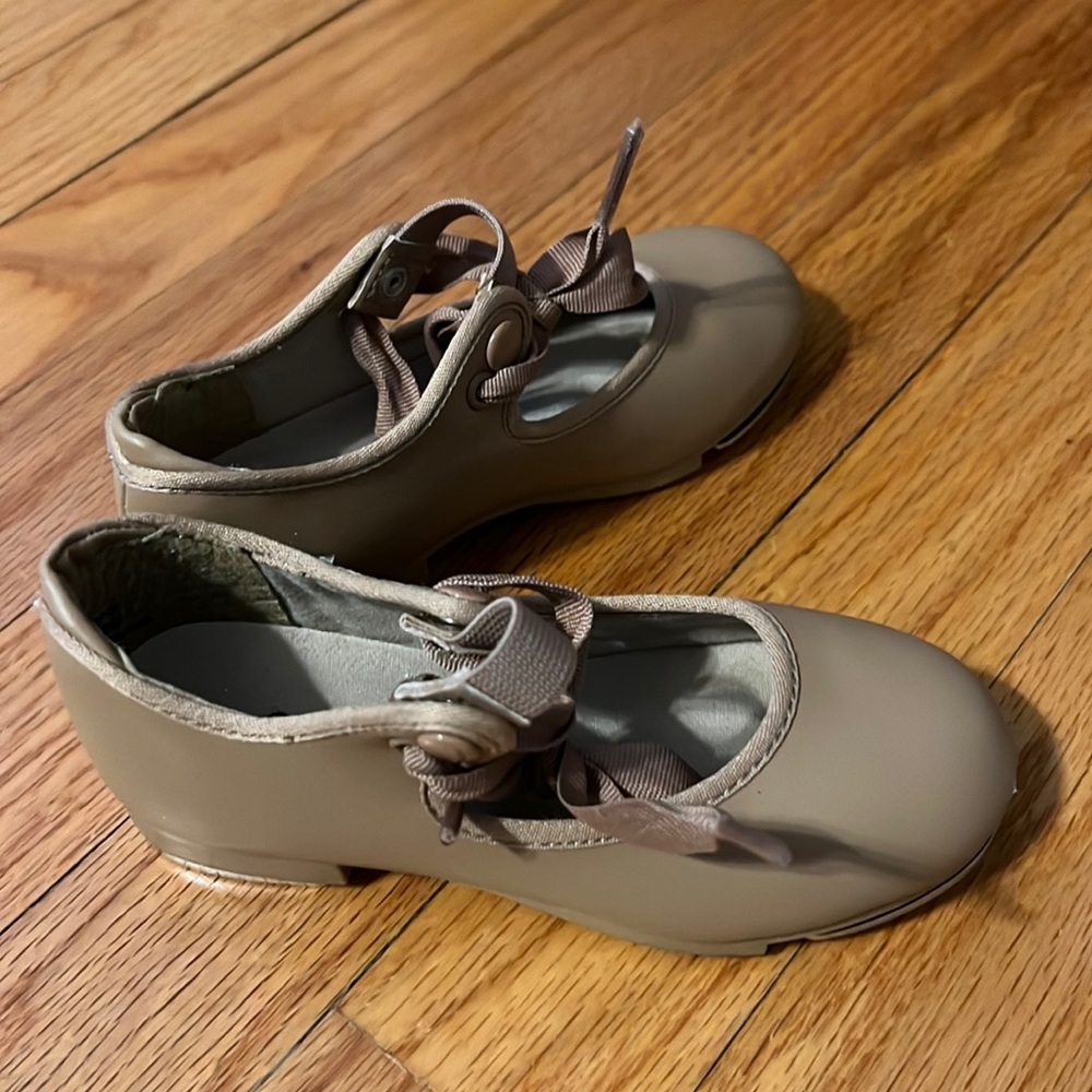 Capezio toddler tap shoes